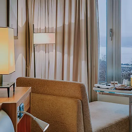 Hotell Grand Hyatt 5*