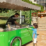 Hotel Grand Hyatt