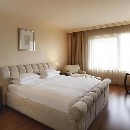 Grand Hyatt Hotel