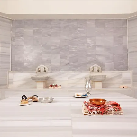 Grand Hyatt Ξενοδοχείο 5*
