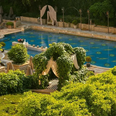 فندق غراند حياة 5*