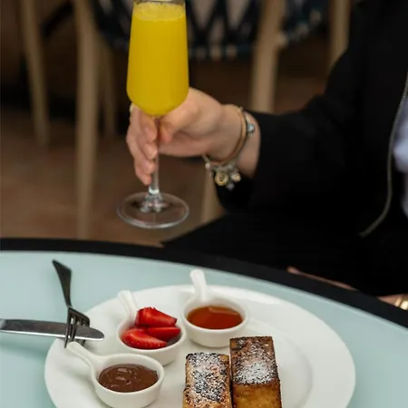 Grand Hyatt Hotel 5*