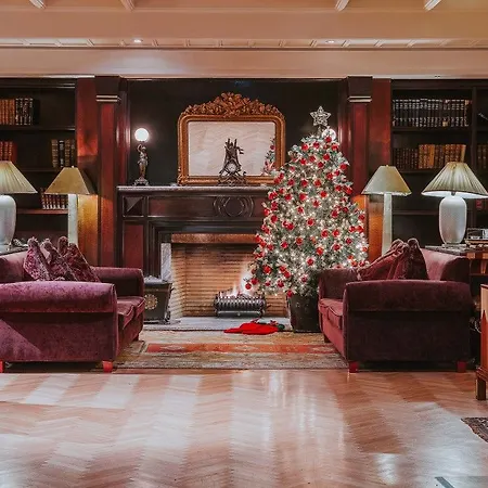 Grand Hyatt Ξενοδοχείο 5*