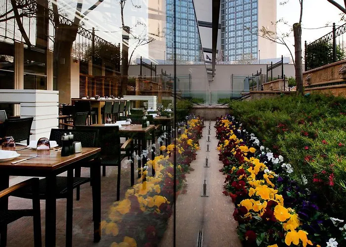 Grand Hyatt Hotell 5*